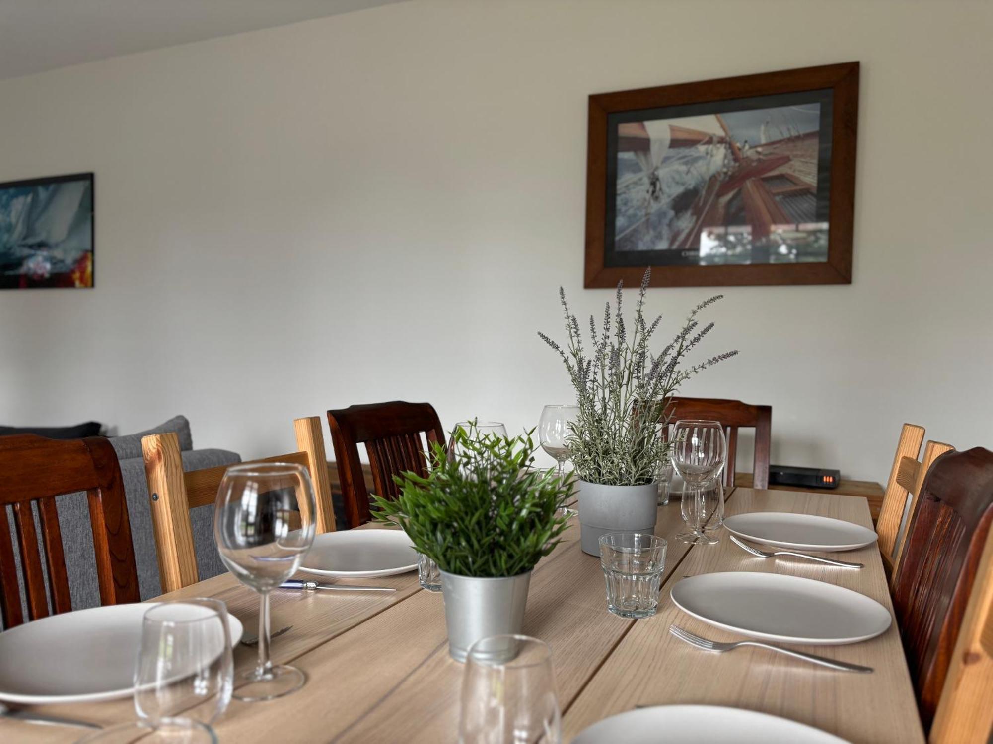La Fromagerie Maison Lumineuse Et Spacieuse Beau Sejour 5 Ch 2 Wc 1 Sdb Grand Jardin Clos 5Mn A Pied Commerces 10 Mn Plage Omaha Beach Proche Plages Du Debarquement Trevieres Zewnętrze zdjęcie
